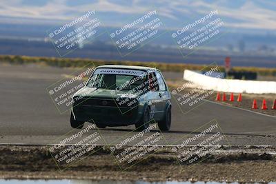 media/Nov-16-2025-CalClub SCCA (Sun) [[2975c16dfc]]/Group 6/Turn 1/